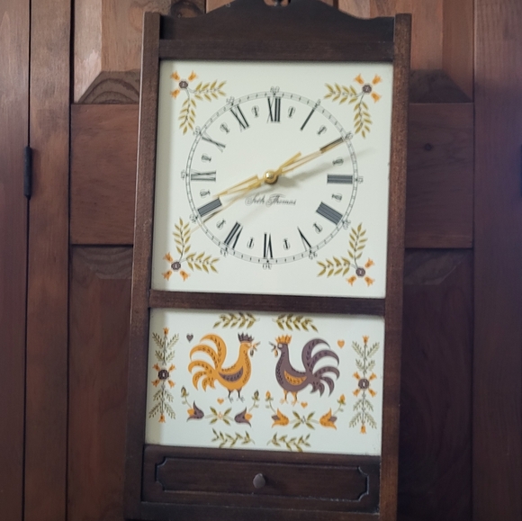 Seth Thomas Chicken Clock - Picture 11 of 13